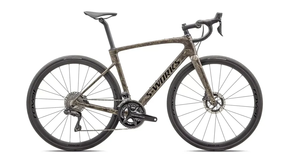 Specialized Roubaix S-Works Di2 Gloss Toupe/Gunmetal Strata/Charcoal 2025 - 54 cm Geprüft