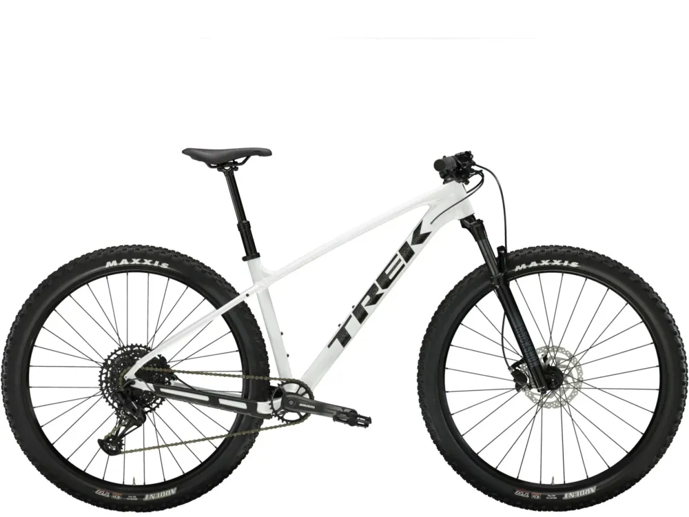 Trek Marlin 7 Crystal White 2025 - M/L Markenprodukt