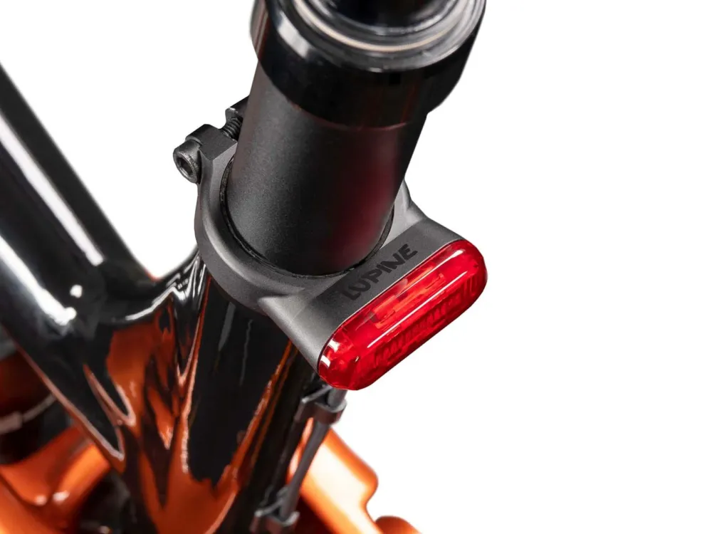 Neu Im Sortiment Lupine C14 Rücklicht mit Bremslicht 34,9mm - schwarz