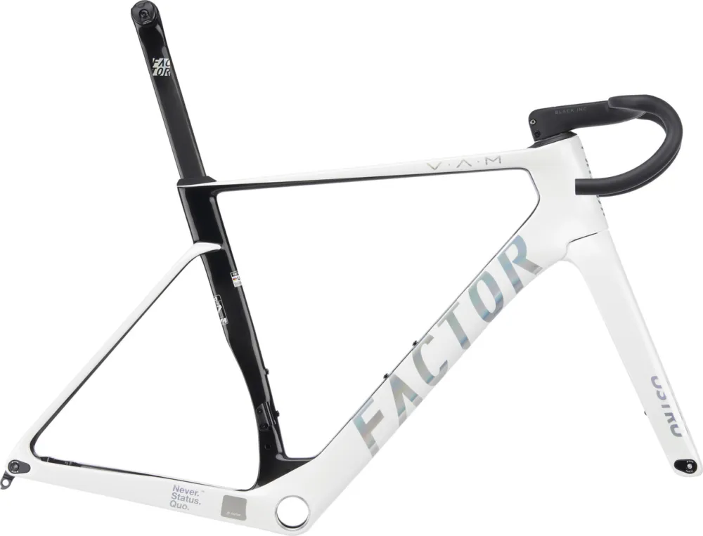 Markenware Factor OSTRO V.A.M. Disc T47a SRAM DUB pearl white-chrome Carbon Rahmenkit - pearl white-chrome | 61 cm/120 mm x 42 cm/SB 0 mm