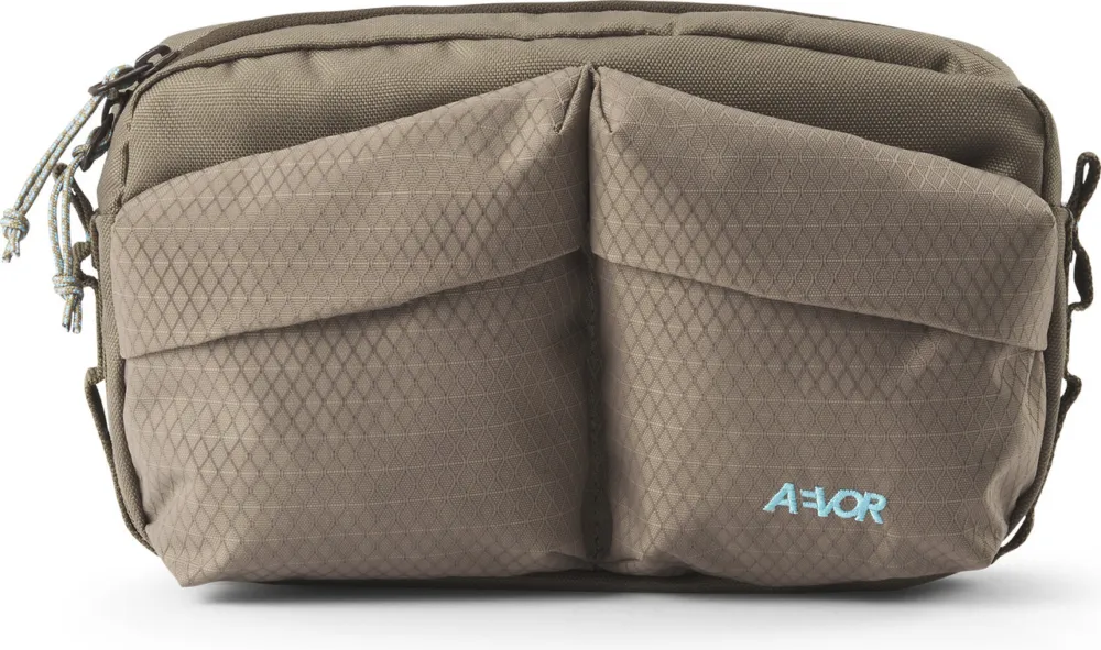 AEVOR UT Hip Pack Hüfttasche - utility coffee brown | 3000 ml Jetzt Bestellen