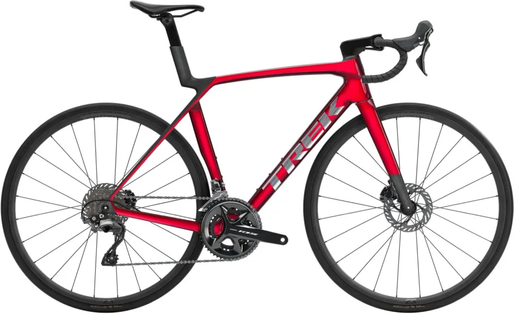 Markenprodukt Trek Madone SL 5 Gen 8 - 28 Zoll - Diamant - 2026 - Gloss Fury Red/Matte Deep Smoke - Größe L