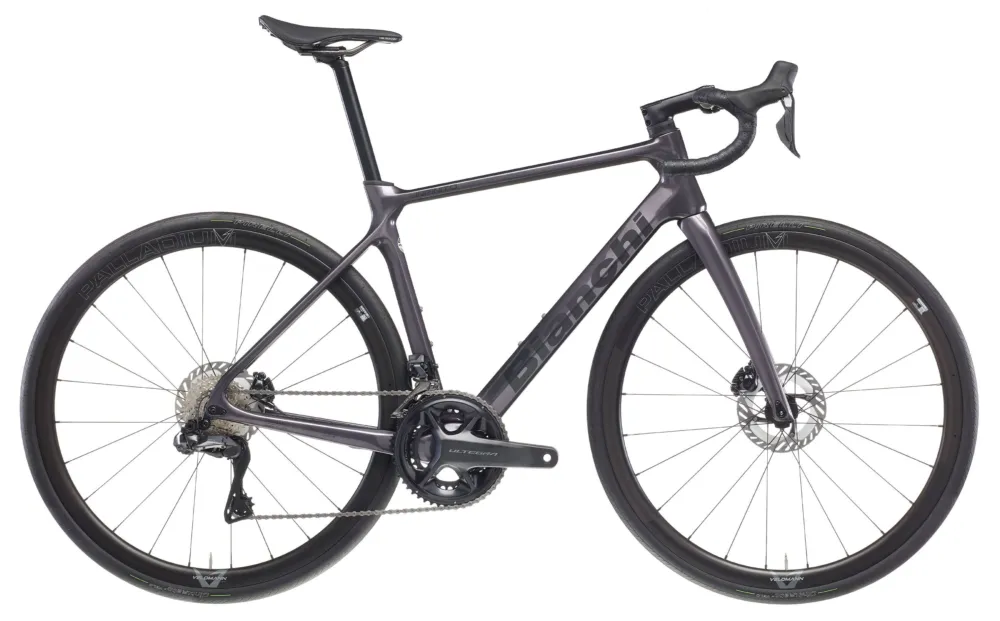 Gratis Versand Bianchi Infinito ICR - 105 Di2 - 28 Zoll - Diamant - 2026 - 2M / Deep Dive Purple / Black Glossy - Matt Logo - Größe 57 CM